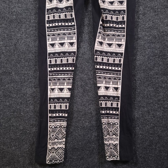 In Vein Women's Tribal Print Leggings Black White Size Small Cotton Stretch‎ - Picture 11 of 12
